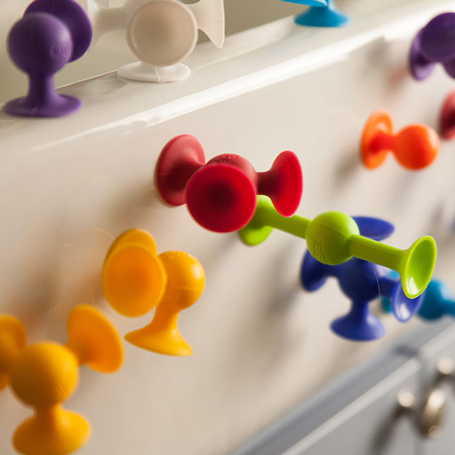 Squigz Starter Set by Fat Brain Toys Toys Fat Brain Toys