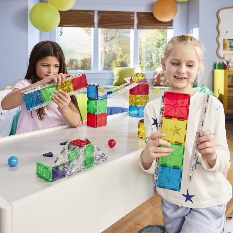 Rail Racers Deluxe 90-Piece Set by Magna-Tiles