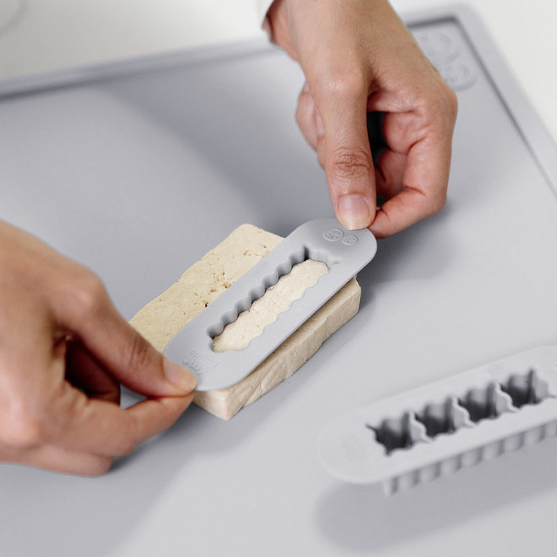 Baby-Led Weaning Food Cutters by EZPZ