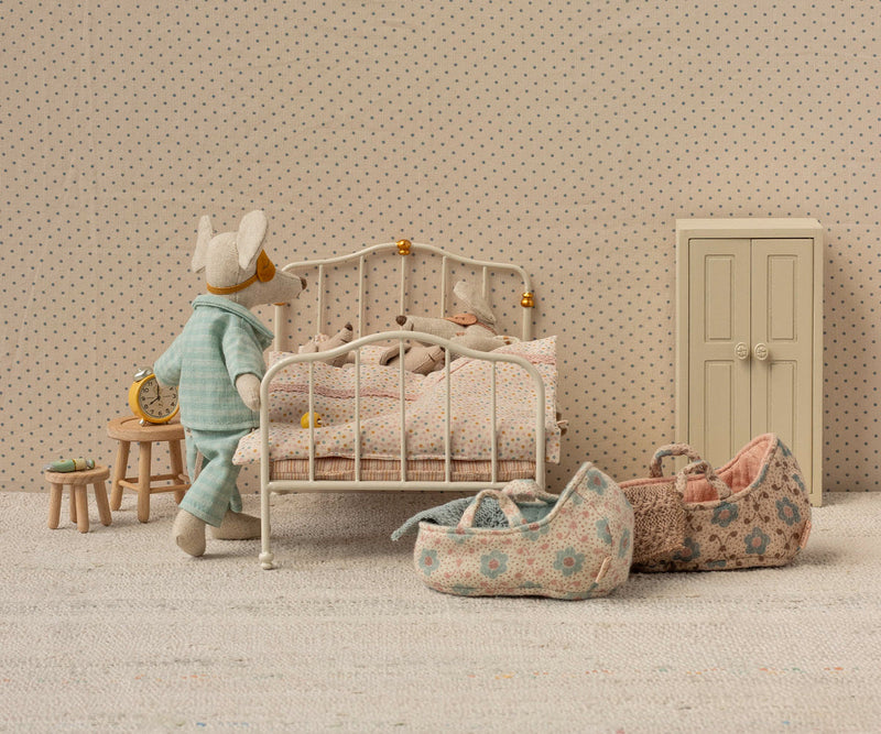 Vintage Bed, Mouse - Off White by Maileg