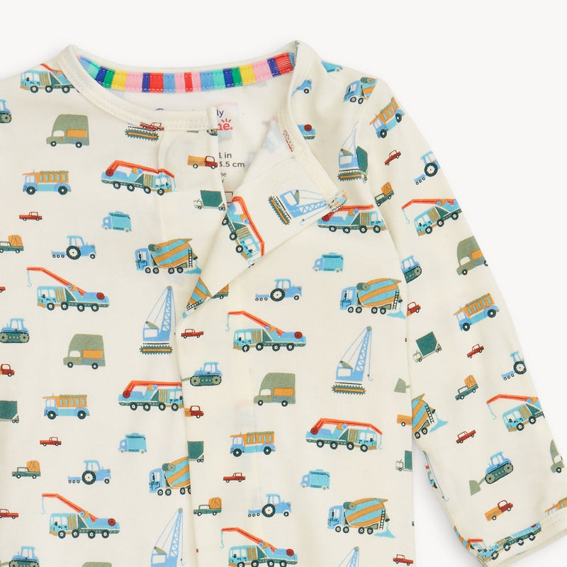 Dumps Like A Truck Modal Magnetic Footie by Magnetic Me