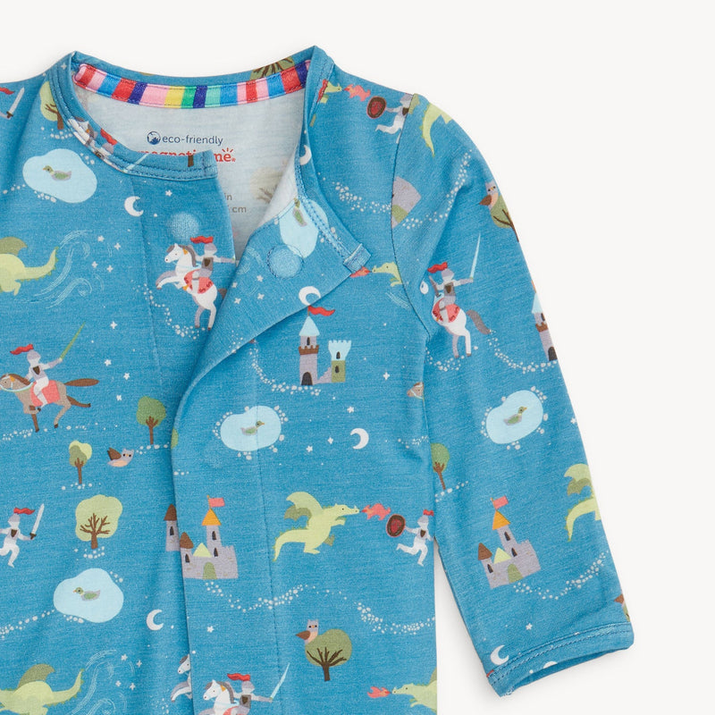 Good Knight Modal Magnetic Footie by Magnetic Me