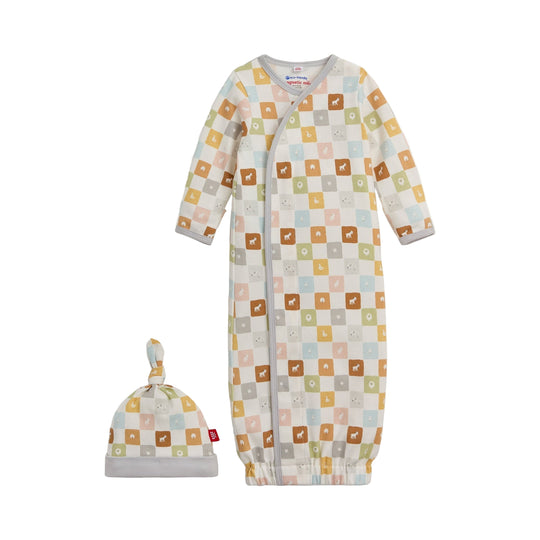 Checkmate Organic Cotton Magnetic Gown & Hat Set by Magnetic Me