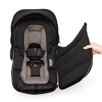 Pipa Series Winter Footmuff by Nuna