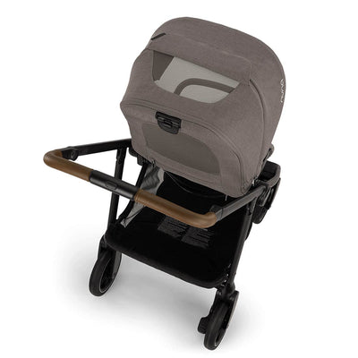 SWIV Stroller by Nuna