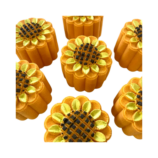 Sunflower Mini Bath Bomb by Poppy & Thyme