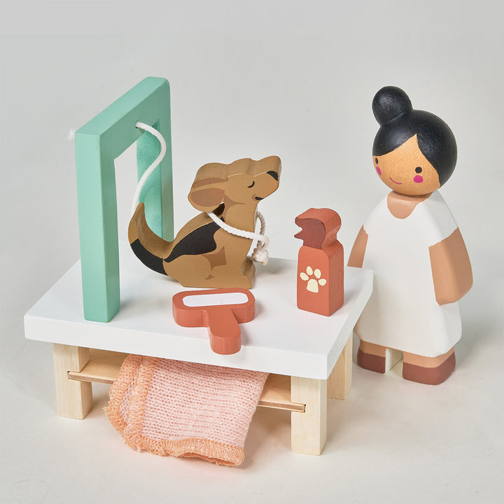 Waggy Tails Dog Salon by Tender Leaf Toys