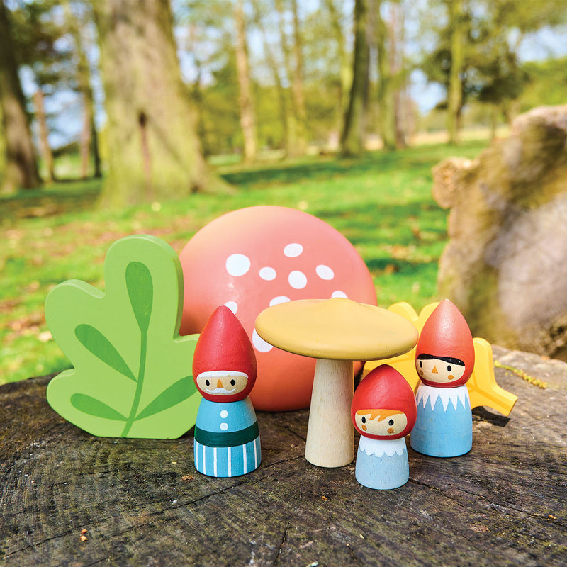 Woodland Gnome Family by Tender Leaf Toys