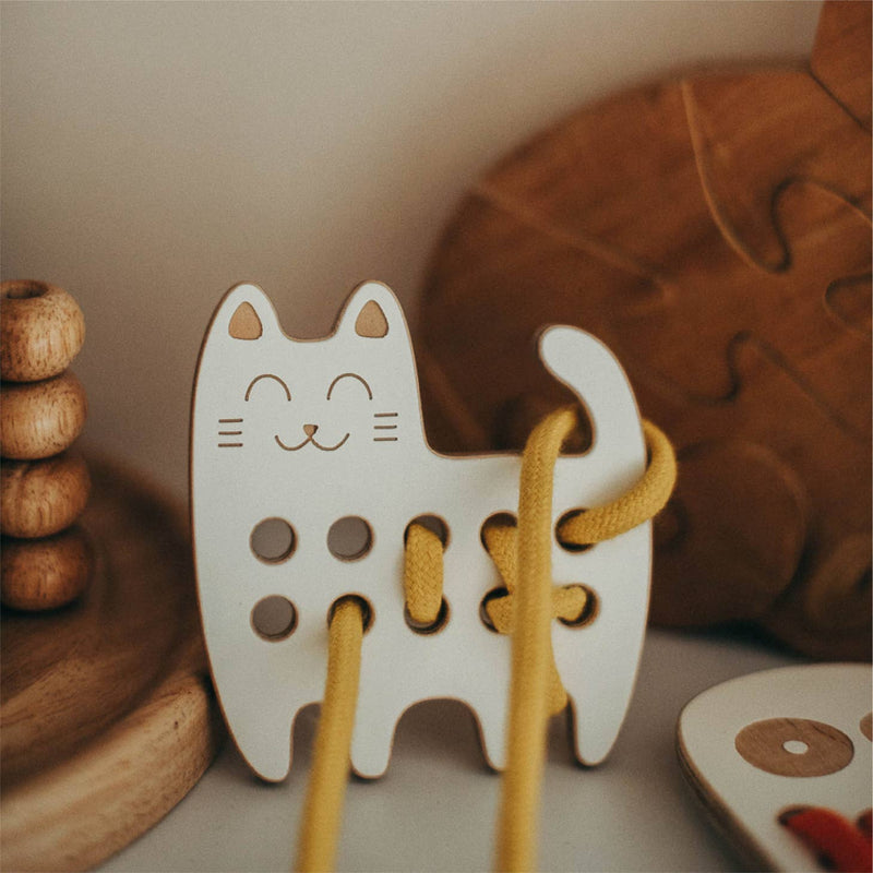 The Kitten - Small Wooden Lacing Toy by Milin