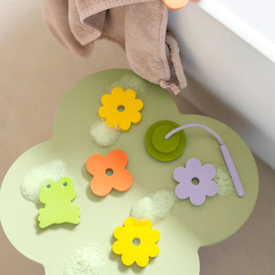 Fishing Bath Stickers - Frog Pond by Quut Toys