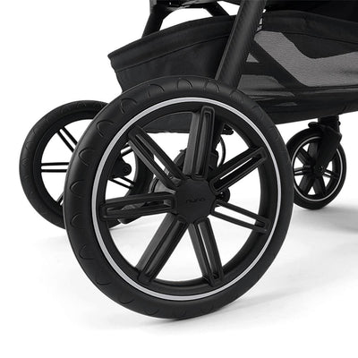 PIPA urbn + TRIV LX Travel System by Nuna