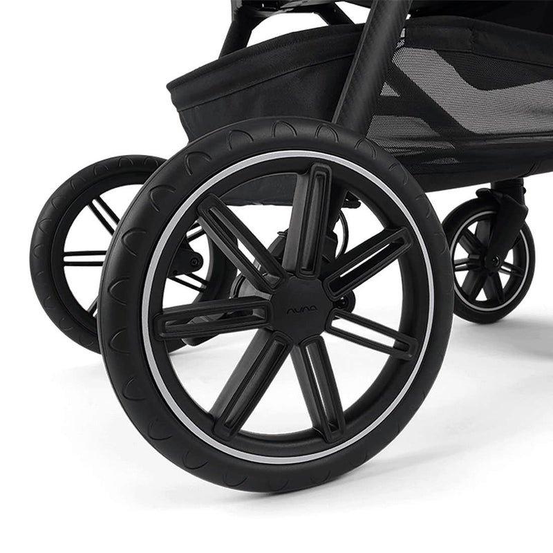 PIPA urbn + TRIV LX Travel System by Nuna