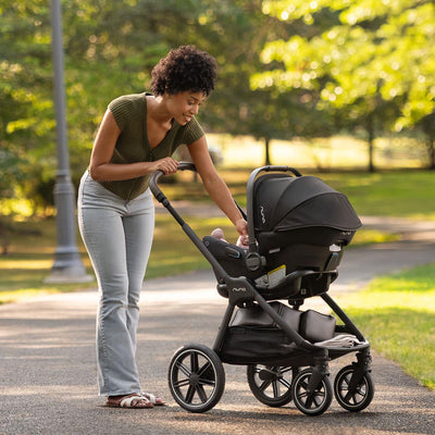 PIPA urbn + TRIV LX Travel System by Nuna