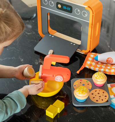 Pretendables Bakery Set by Fat Brain Toys