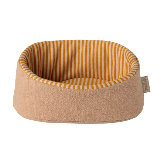 Pet Basket - Powder by Maileg