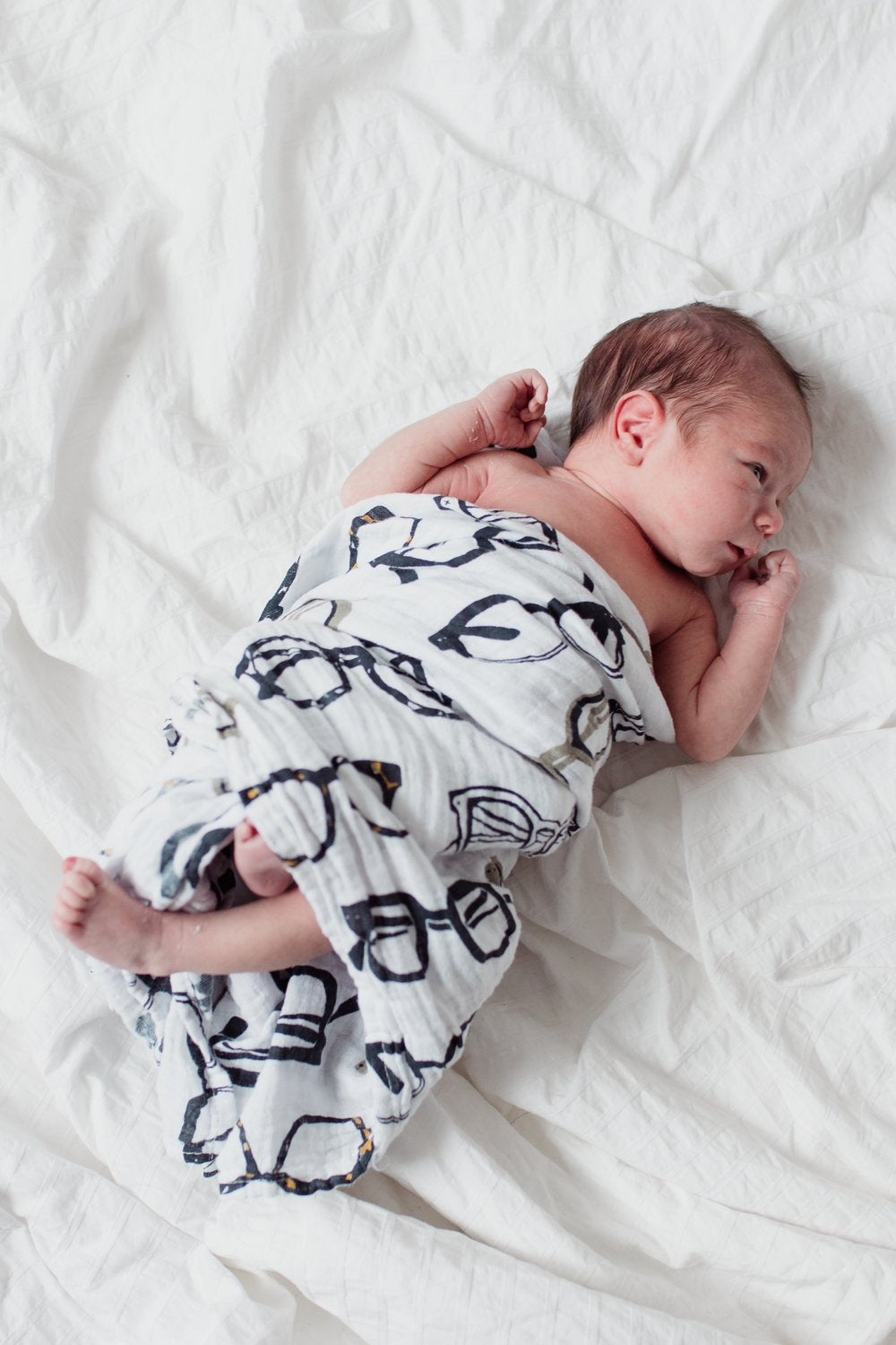 Specs Swaddle by Clementine Kids Bedding Clementine Kids   