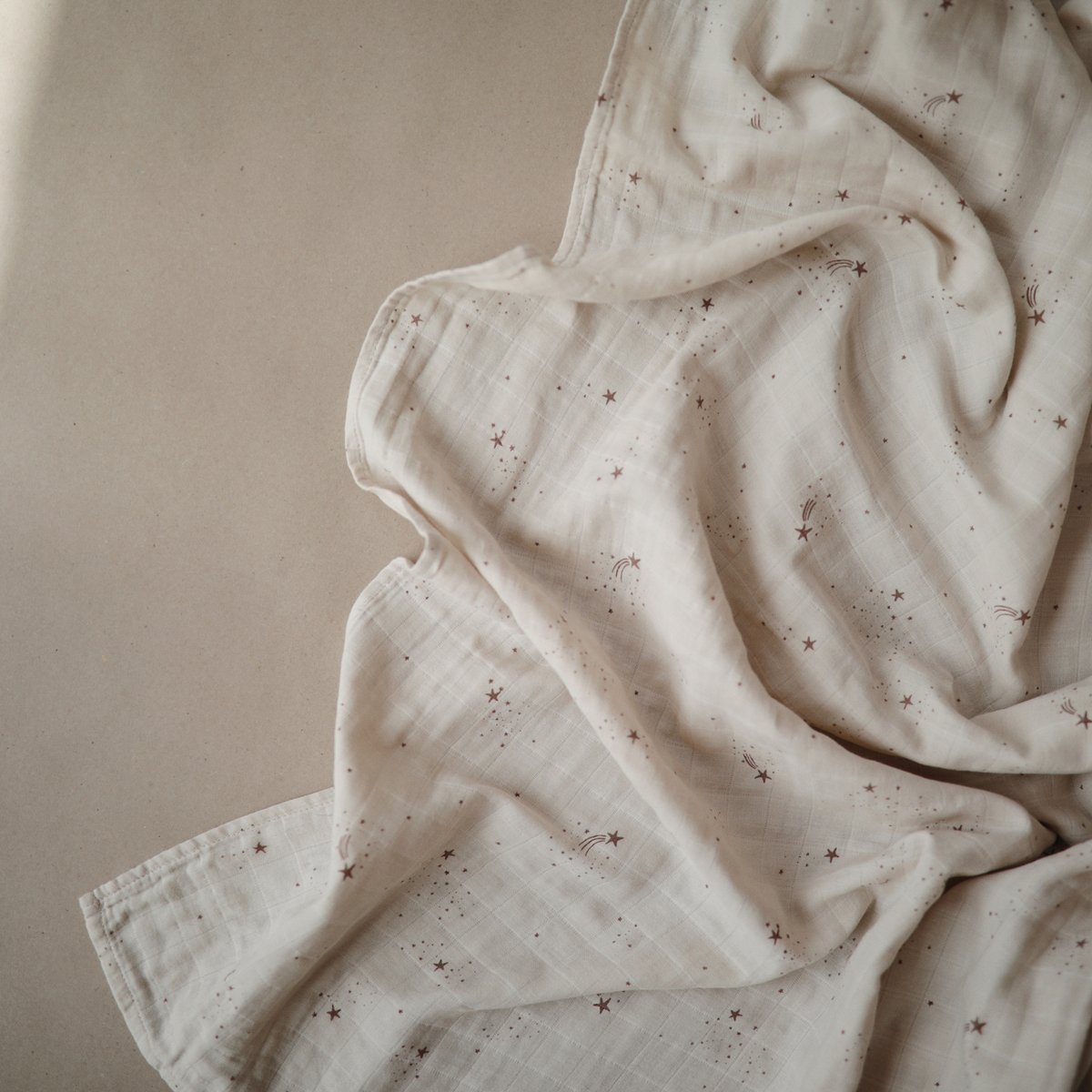 Organic Muslin Swaddle - Falling Stars by Mushie Bedding Mushie & Co   