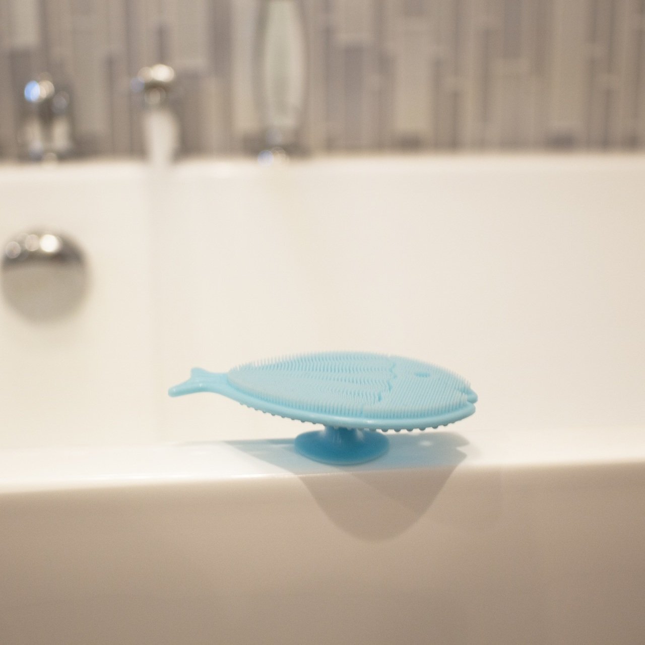Silicone Mini Bath Scrub - Aqua Fish by InnoBaby Bath + Potty InnoBaby   