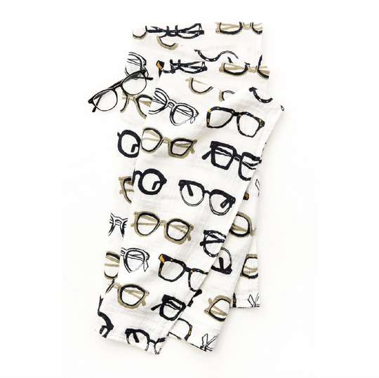 Specs Swaddle by Clementine Kids