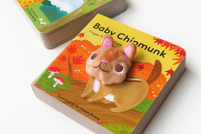 Baby Chipmunk - Finger Puppet Board Book Books Chronicle Books   